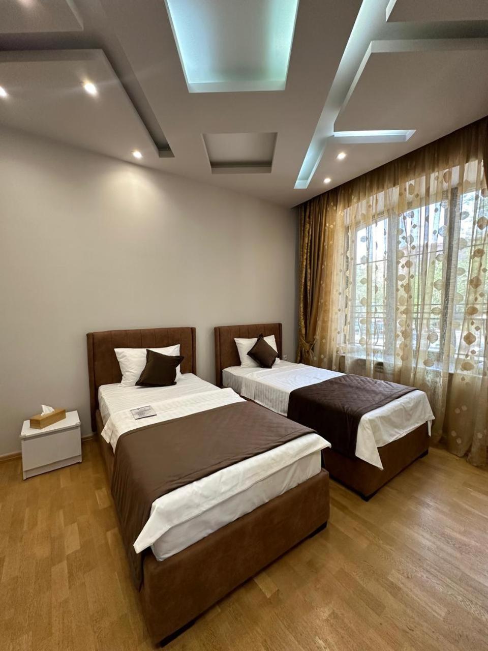 Ser In Hotel เยเรวาน ภายนอก รูปภาพ