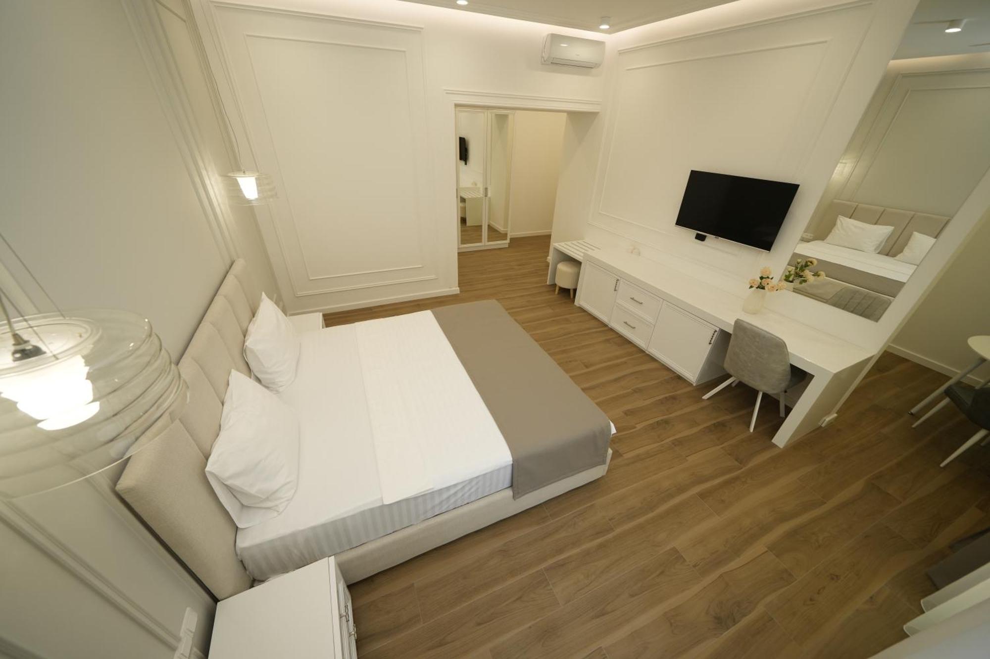 Ser In Hotel เยเรวาน ภายนอก รูปภาพ